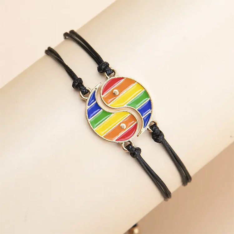 image extraite bracelet rainbow yin yang